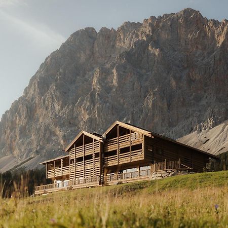 Eriro Hotel Ервалд Екстериор снимка